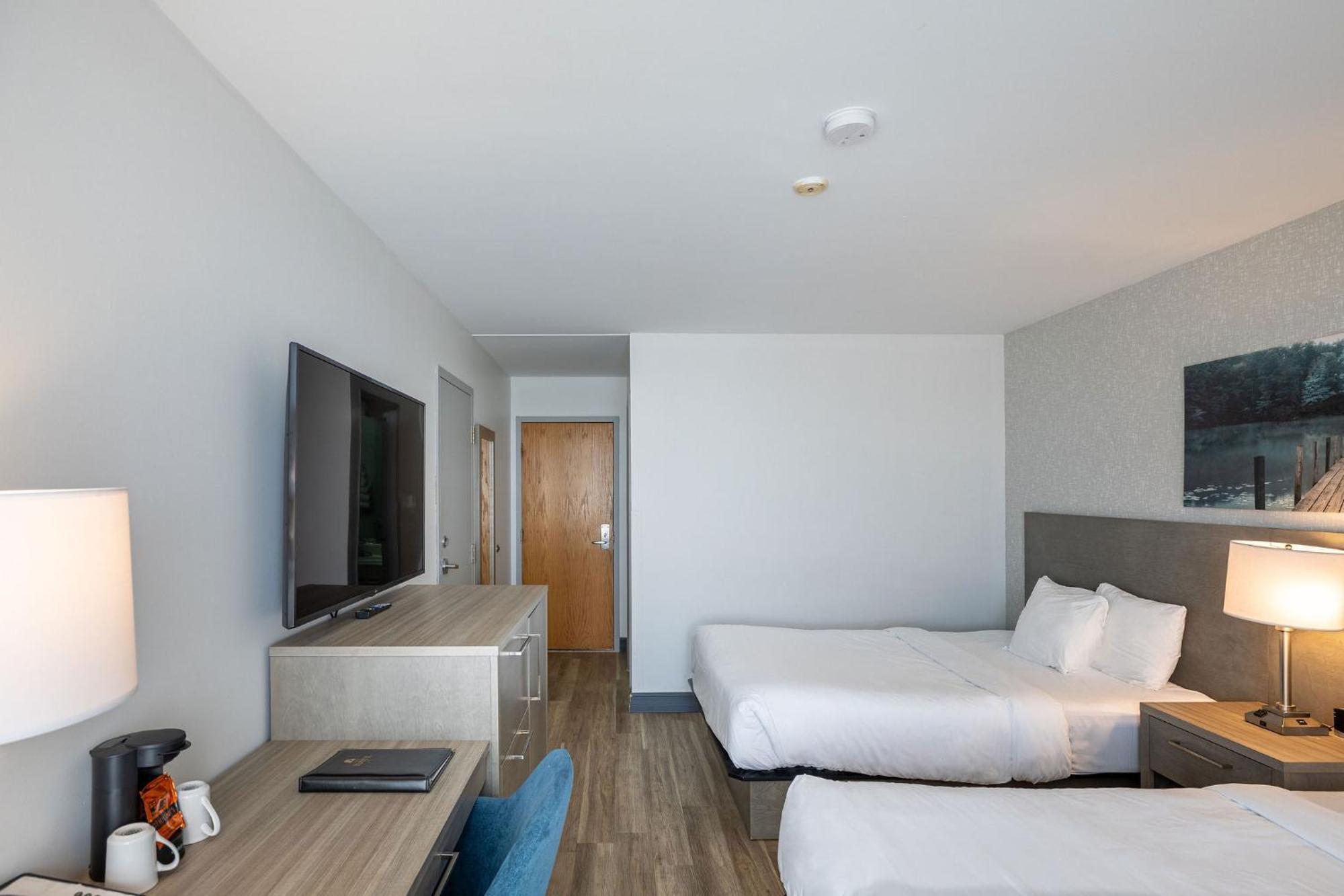 Standard Room 2 Queen Beds